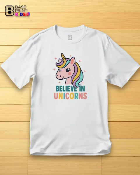 Camiseta Believe Unicorns